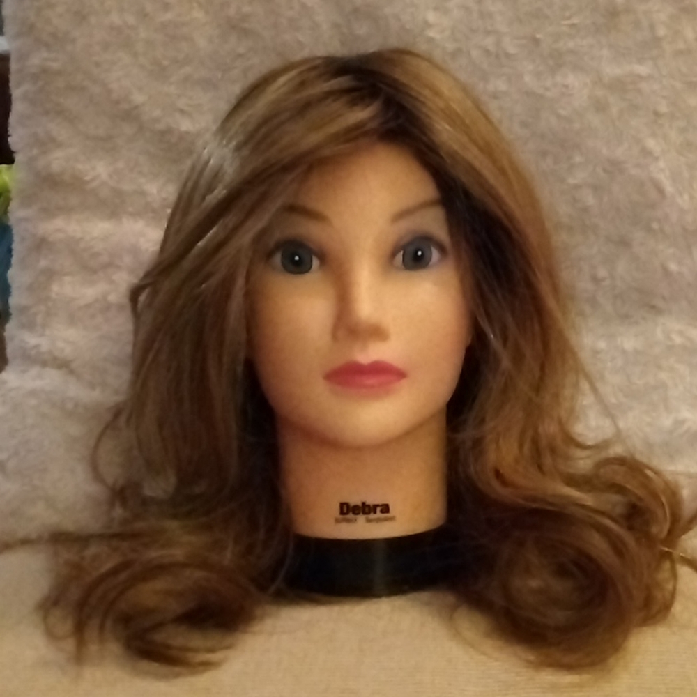 Jaclyn Smith wig New Go Glamorous